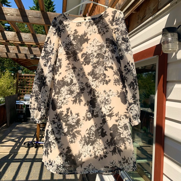 Peña house summer mini dress - Picture 1 of 1